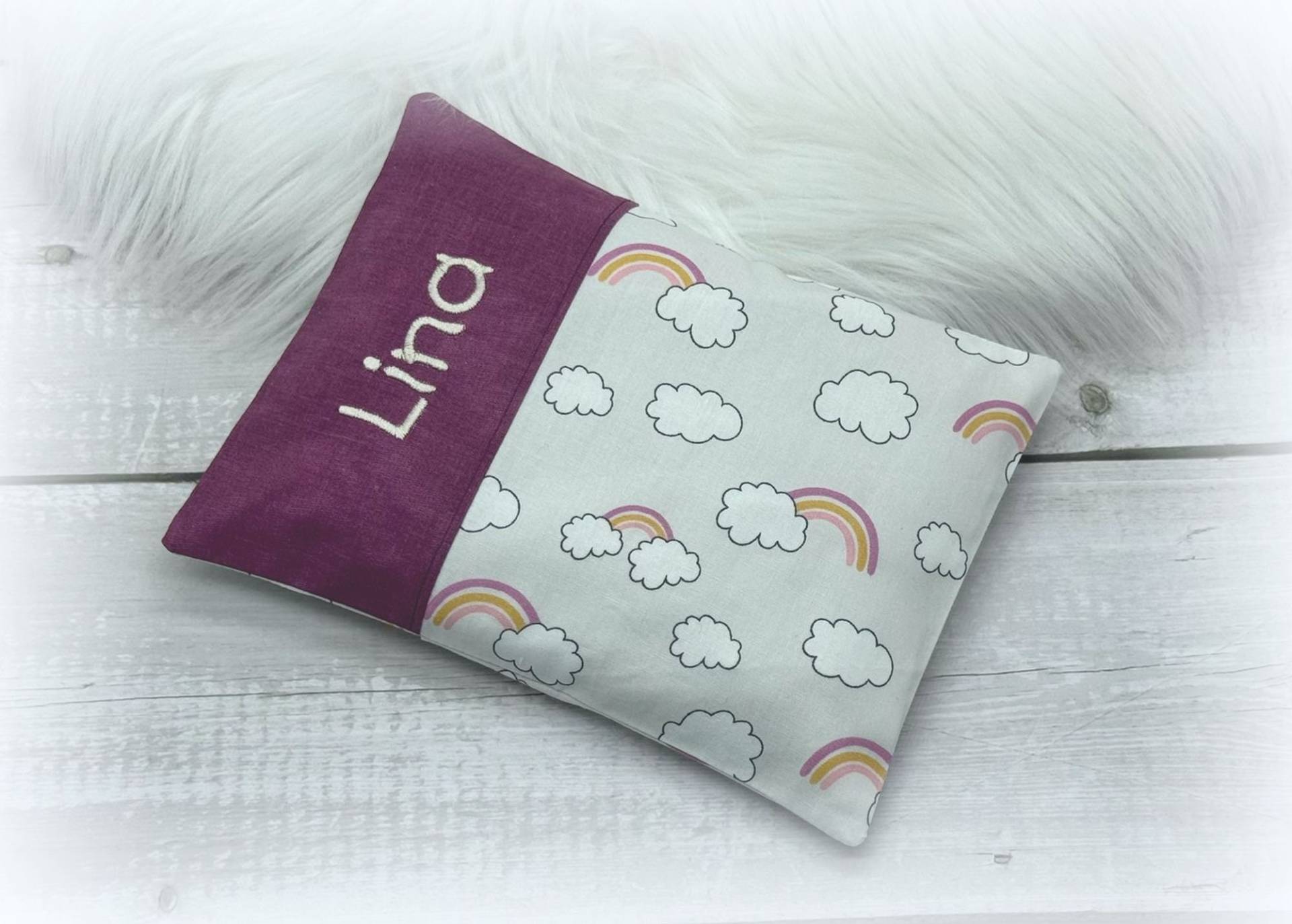 Wärmekissen Personalisierbar, Babywärmekissen, Körnerkissen | Wolken Regenbogen Dinkel-, Raps - Oder Kirschkernfüllung Wärmekissen Personalisierbar, Babywärmekissen, Körnerkissen | Wolken Regenbogen Dinkel-, Raps - Oder Kirschkernfüllung von lineluCologne