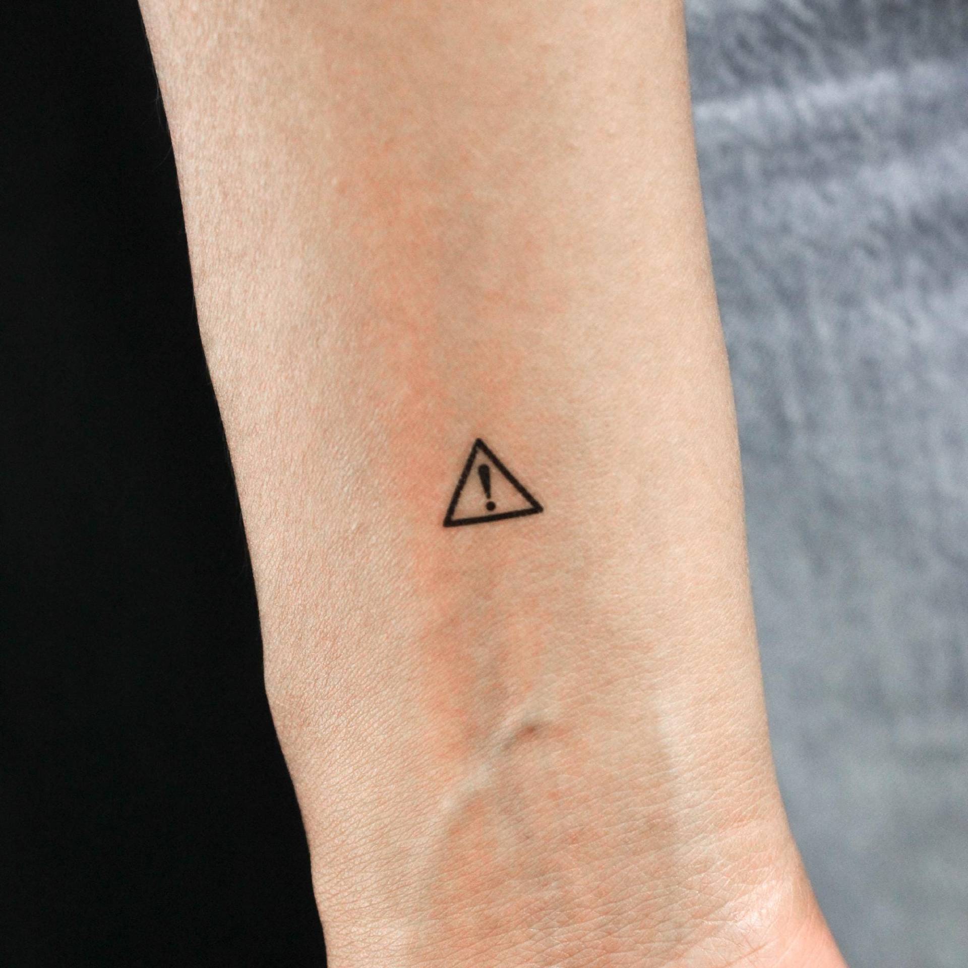 Vorsicht Symbol Temporäres Tattoo | 3Er Set von littletattoos