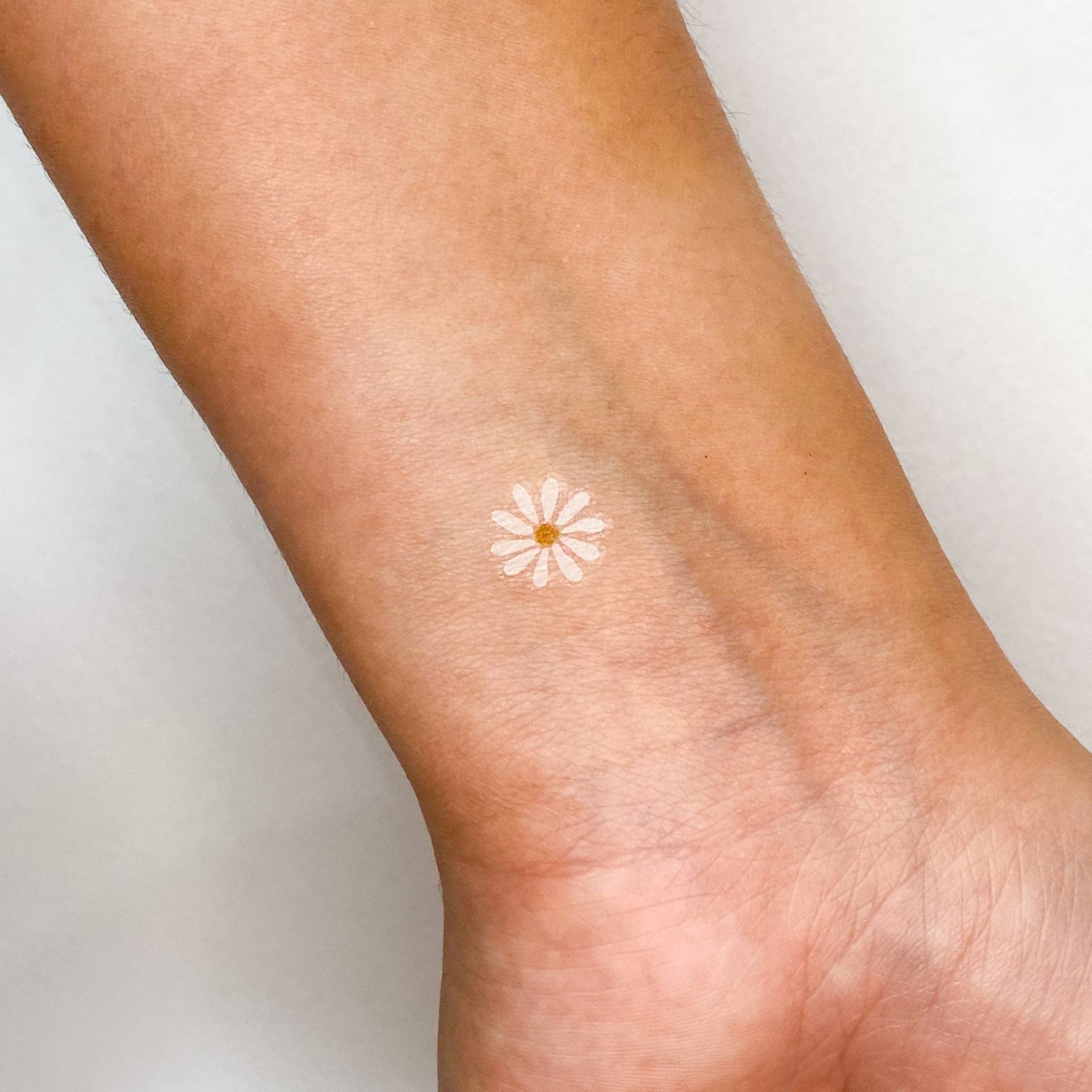 Weißes Gänseblümchen Temporäres Tattoo | 3Er Set Weißes Gänseblümchen Temporäres Tattoo | 3Er Set von littletattoos