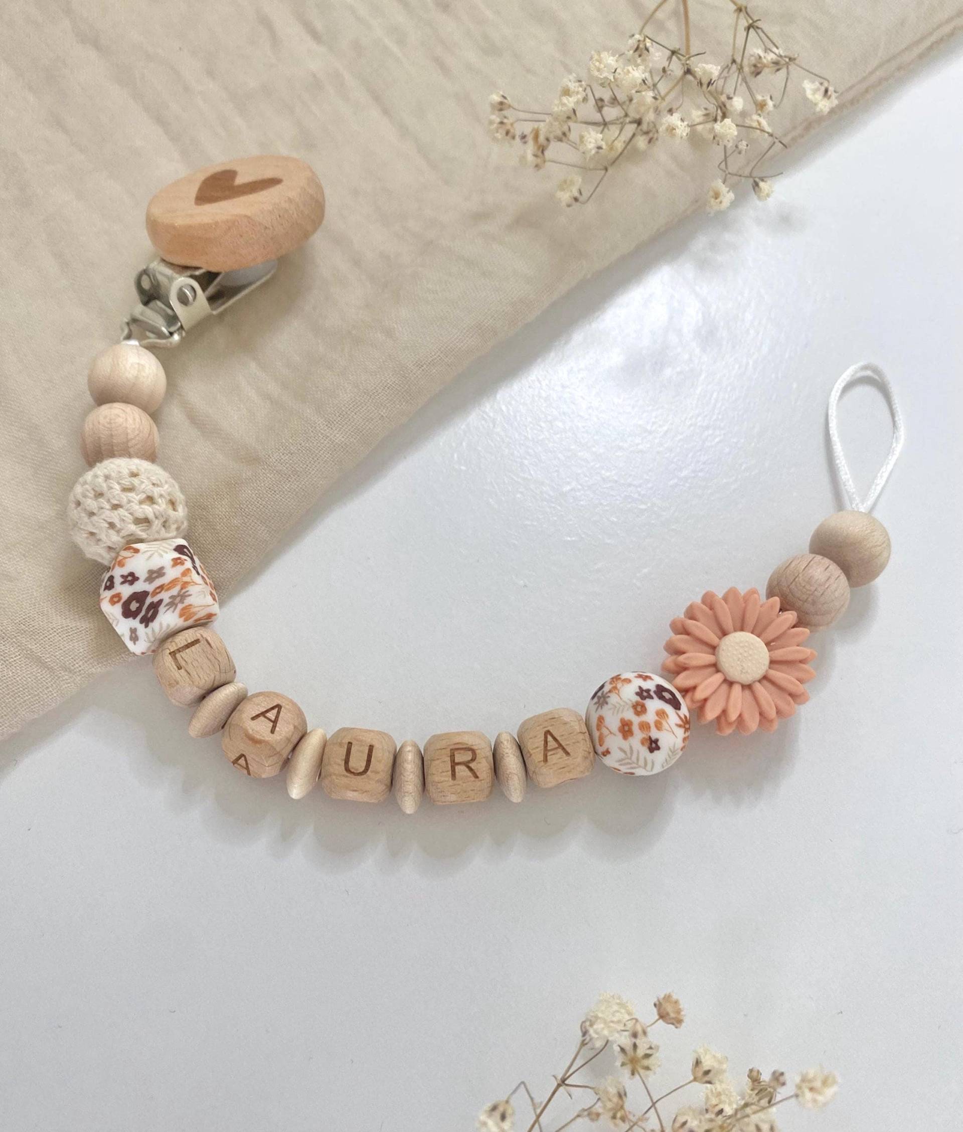 Personalisierte Schnullerkette | Mädchen Blumen Personalisierte Schnullerkette | Mädchen Blumen von littlewonder1996