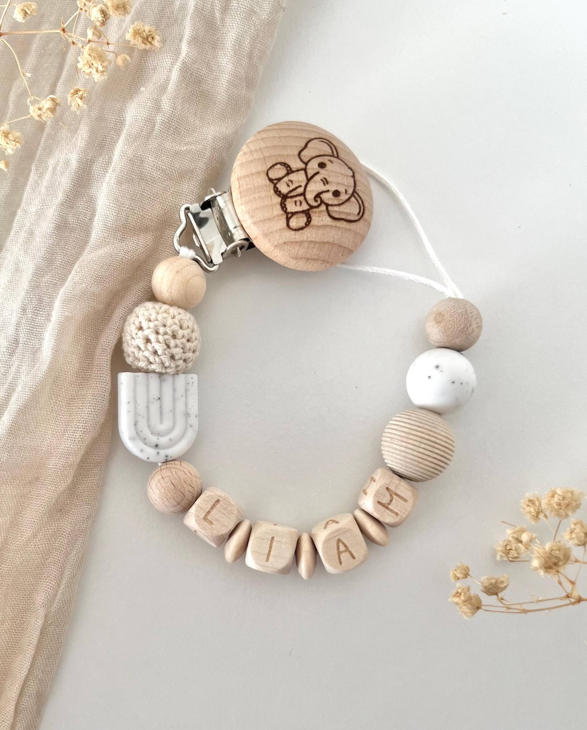 Personalisierte Schnullerkette | Natur Holz Weiß Personalisierte Schnullerkette | Natur Holz Weiß von littlewonder1996