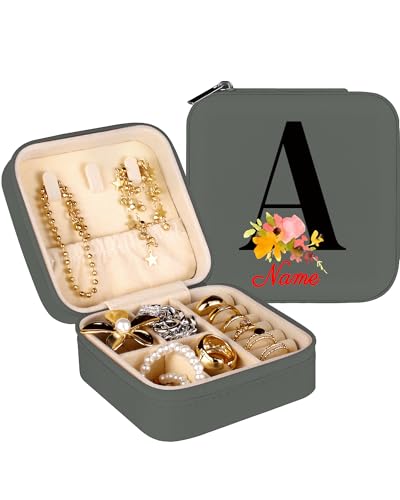 loongway Schmuckkästchen Klein Personalisiert mit Namen und A-Z Blume, Schmuckaufbewahrung für Mädchen PU-Leder, Reise Schmuckschatulle Schmuckkasten für Mädchen Geschenk für Muttertag, Geburtstag loongway Schmuckkästchen Klein Personalisiert mit Namen und A-Z Blume, Schmuckaufbewahrung für Mädchen PU-Leder, Reise Schmuckschatulle Schmuckkasten für Mädchen Geschenk für Muttertag, Geburtstag von loongway