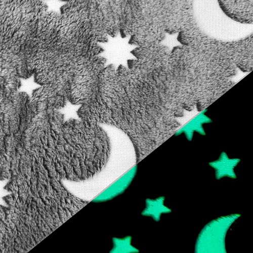 Wellness Fleece Sternenhimmel Glow in the Dark Zuschnitt ab 1x1,65m Fleece-Stoff Plüschstoff, Farbe:grau Wellness Fleece Sternenhimmel Glow in the Dark Zuschnitt ab 1x1,65m Fleece-Stoff Plüschstoff, Farbe:grau von maDDma