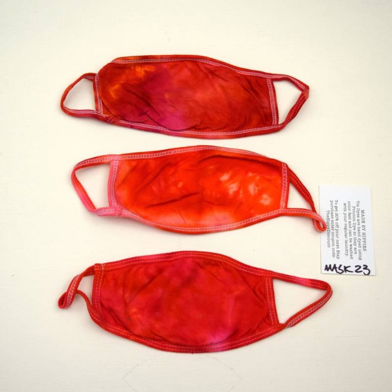 Maskenpackung #23 ~ 3Er Set Eisfarben Krawatte Maske Erwachsene Klein | 2 Lagen Baumwolle Jersey Stoff Earloops Dehnbar, Nicht Verstellbar Orange von madebyhippies