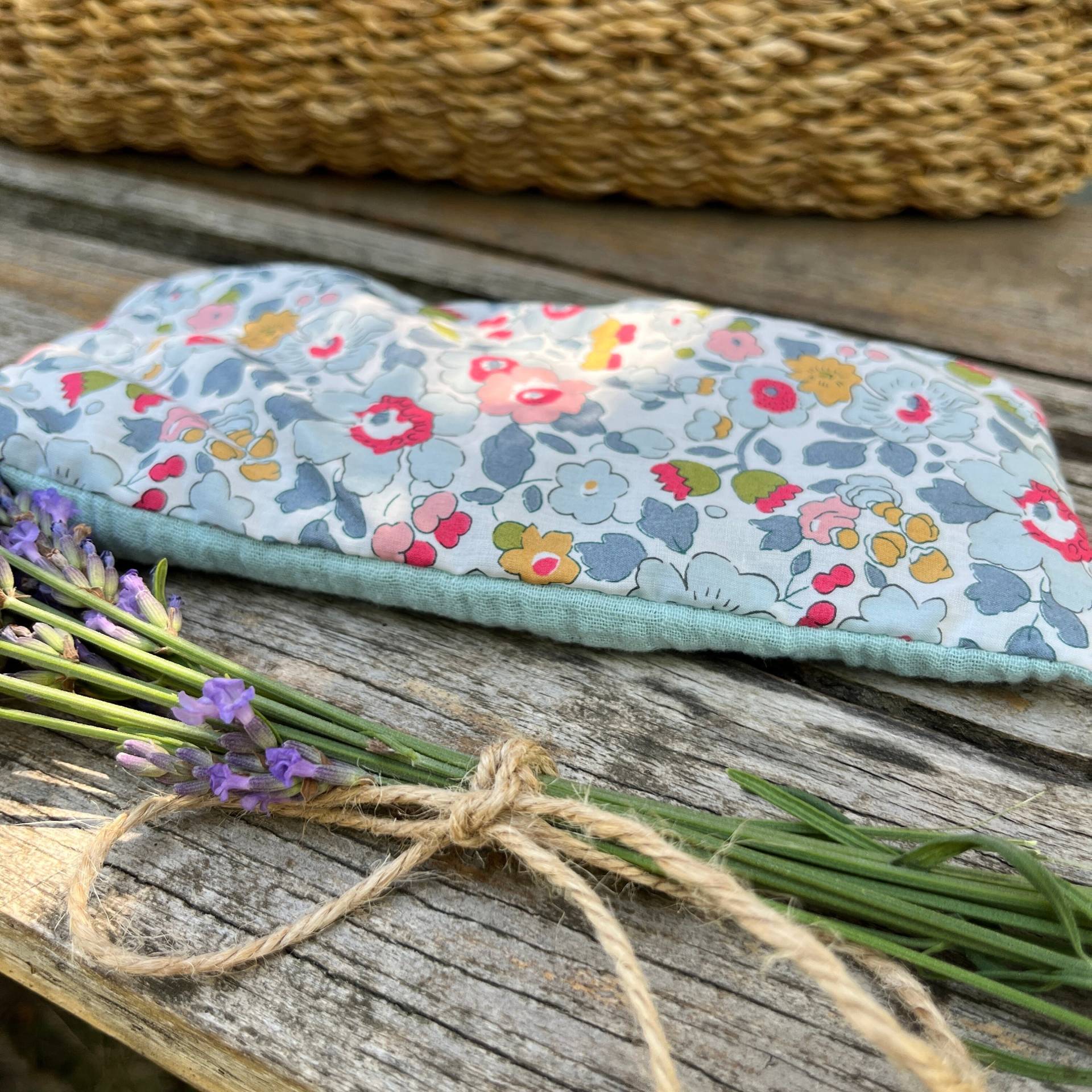 Yoga Augenkissen Lavendel Eyepillow Entspannung Meditation Wellness Geschenk Yoga Augenkissen Lavendel Eyepillow Entspannung Meditation Wellness Geschenk von magnoliawerkstatt