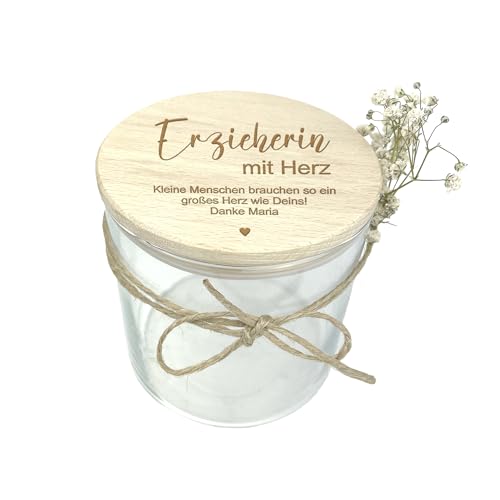 mamir home Abschiedsgeschenk Erzieherin mit Herz | Lehrerin mit Herz Geschenk | personalisierte Geschenke Erzieherin | Vorratsglas (Erzieherin/Lehrerin mit Herz - Kleine Menschen + Name, Höhe 10,6cm) von mamir home