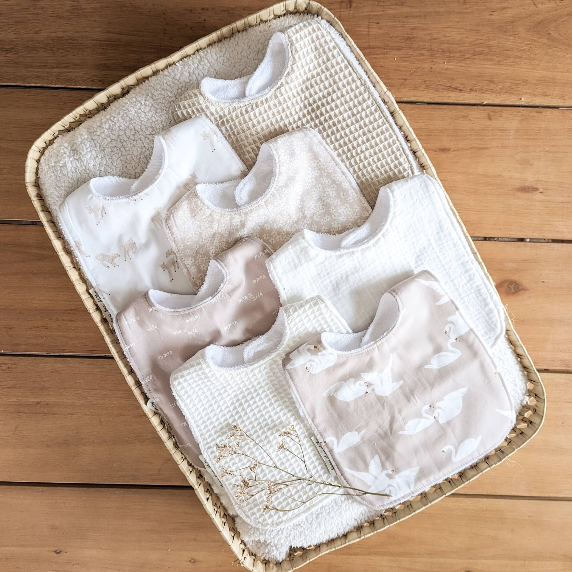 Maxi Douceur Wöchentlicher Lätzchen-Organizer Maxi Douceur Wöchentlicher Lätzchen-Organizer von manyminimilky