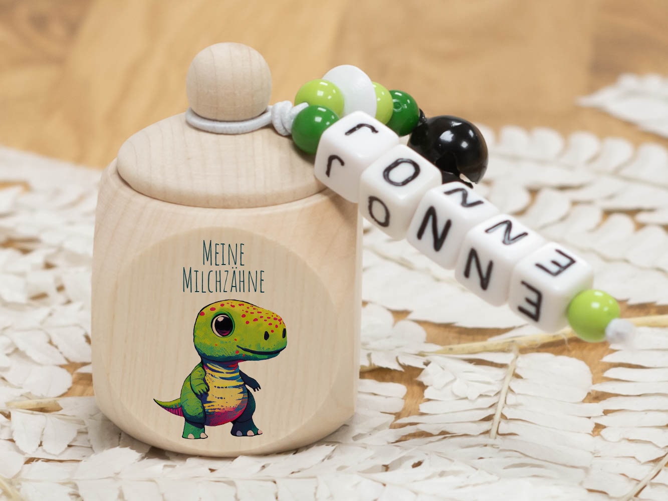 Zahndose Aus Holz Dino - Personalisiert Zur Aufbewahrung Der Milchzähne Zahndose Aus Holz Dino - Personalisiert Zur Aufbewahrung Der Milchzähne von meinkerzenshop