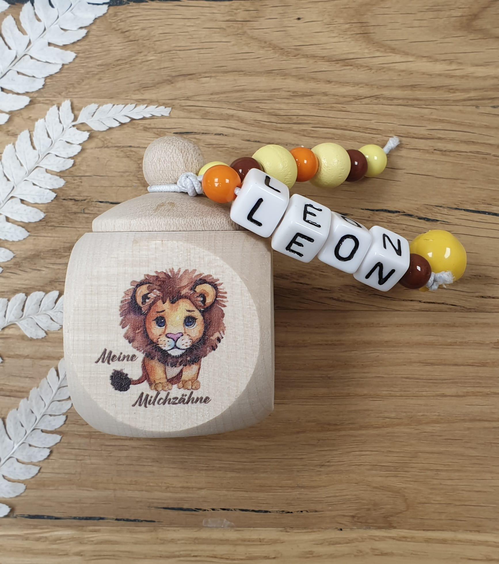 Zahndose Aus Holz Löwe - Personalisiert Zur Aufbewahrung Der Milchzähne Zahndose Aus Holz Löwe - Personalisiert Zur Aufbewahrung Der Milchzähne von meinkerzenshop