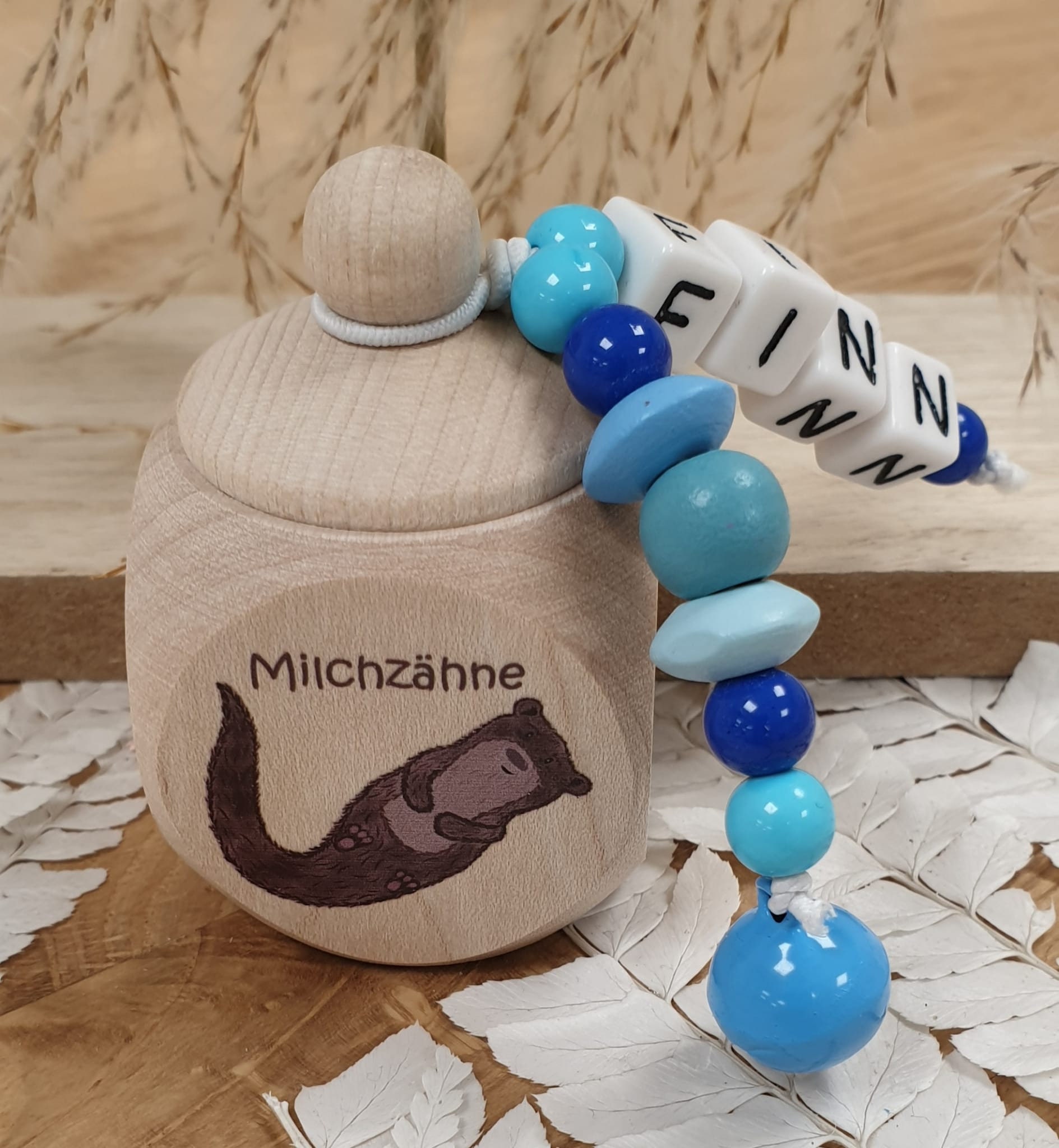 Zahndose Aus Holz Otter - Personalisiert Zur Aufbewahrung Der Milchzähne Zahndose Aus Holz Otter - Personalisiert Zur Aufbewahrung Der Milchzähne von meinkerzenshop