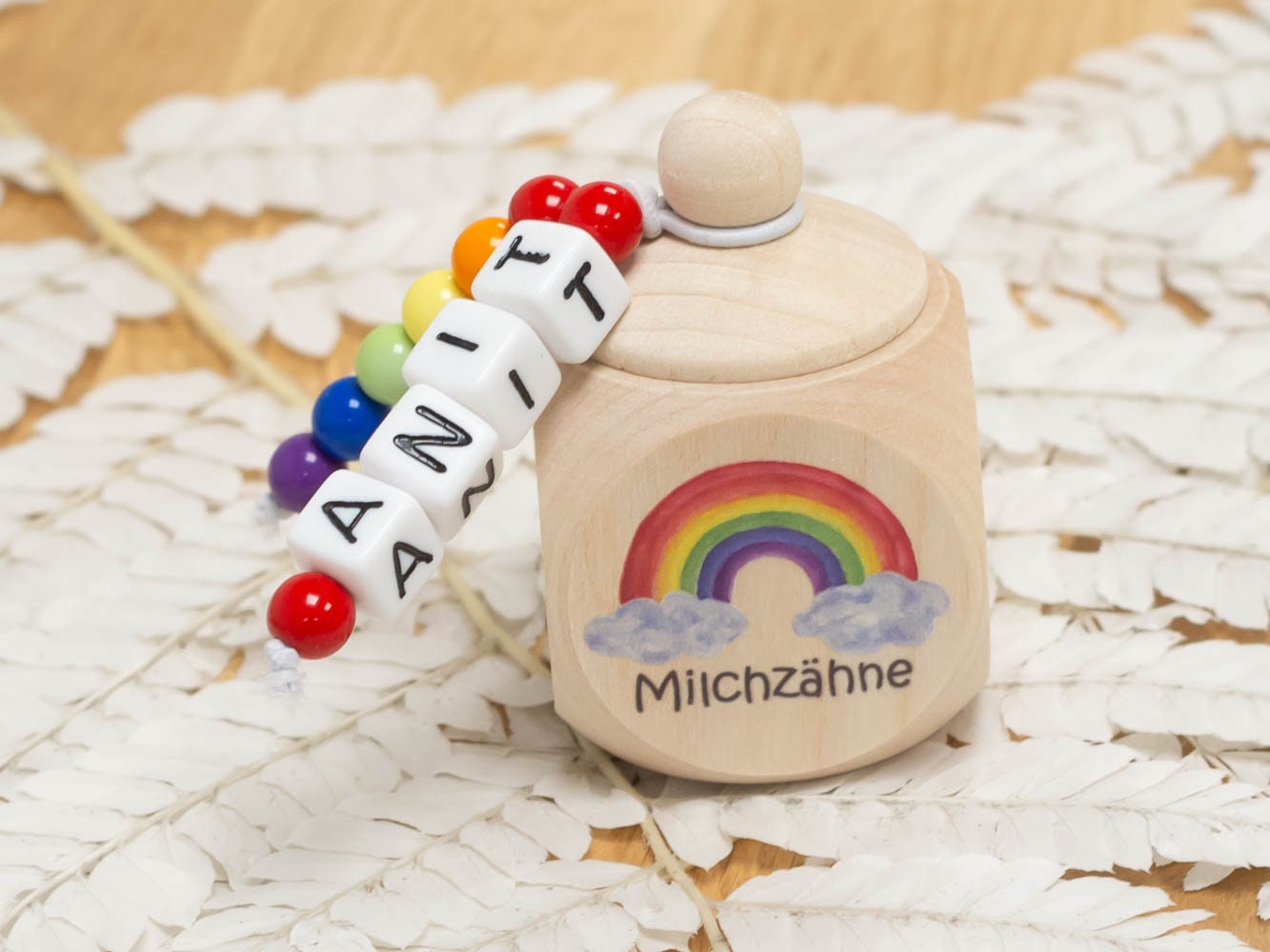 Zahndose Aus Holz Regenbogen - Personalisiert Zur Aufbewahrung Der Milchzähne Zahndose Aus Holz Regenbogen - Personalisiert Zur Aufbewahrung Der Milchzähne von meinkerzenshop