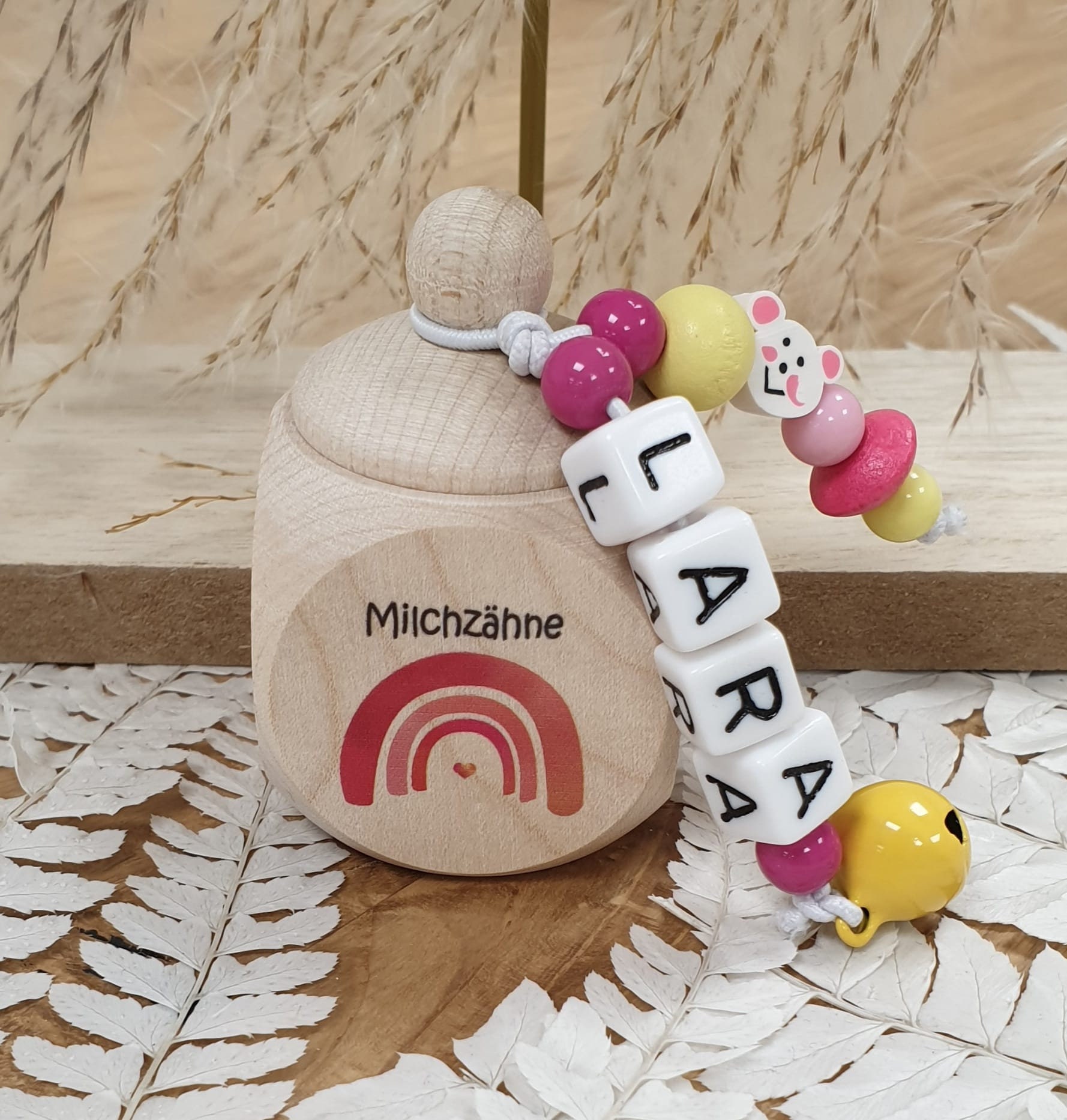 Zahndose Aus Holz Regenbogen Rot - Personalisiert Zur Aufbewahrung Der Milchzähne Zahndose Aus Holz Regenbogen Rot - Personalisiert Zur Aufbewahrung Der Milchzähne von meinkerzenshop