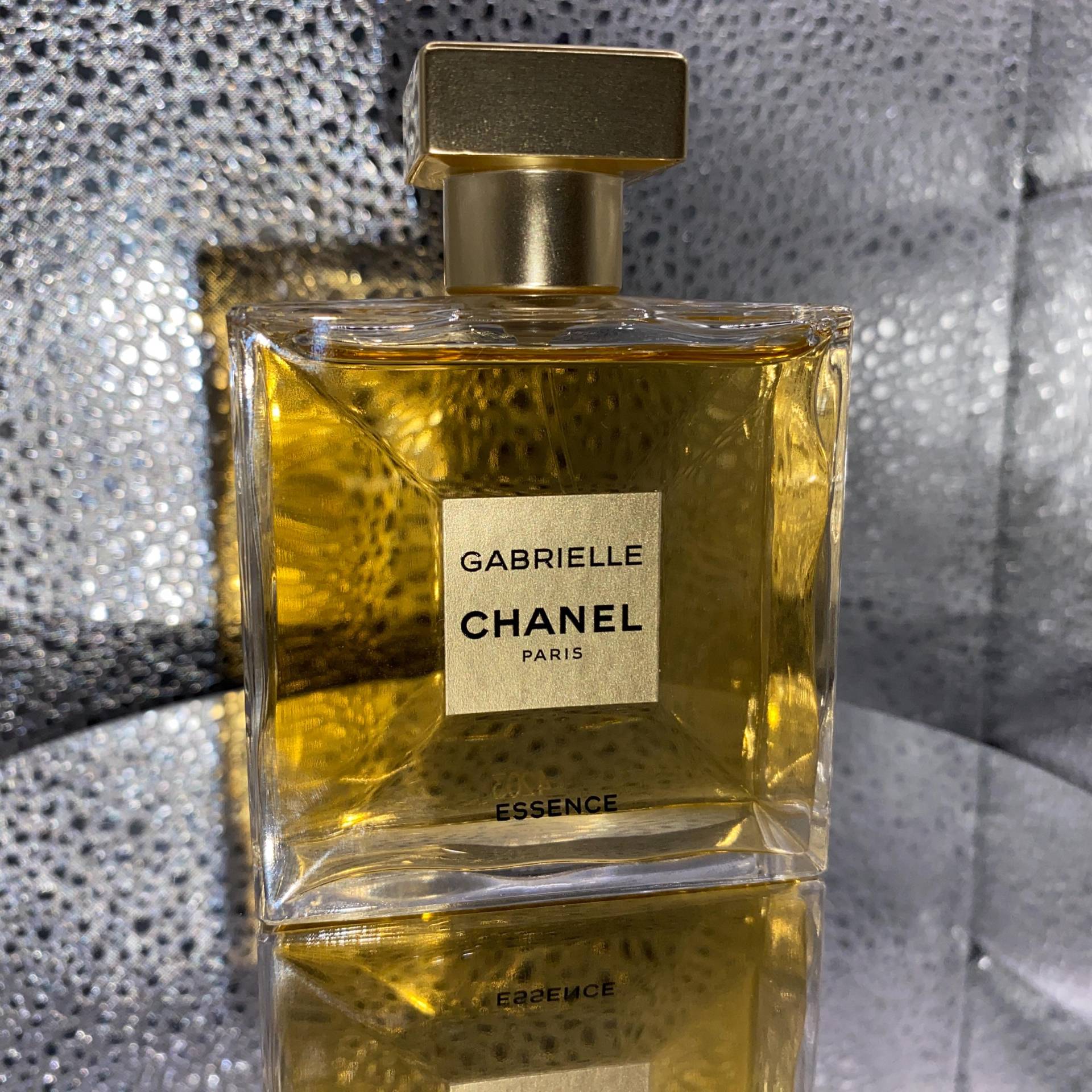 C H A N E L - Gabrielle Essence Eau De Parfum 50 Ml C H A N E L - Gabrielle Essence Eau De Parfum 50 Ml von miniperfumes