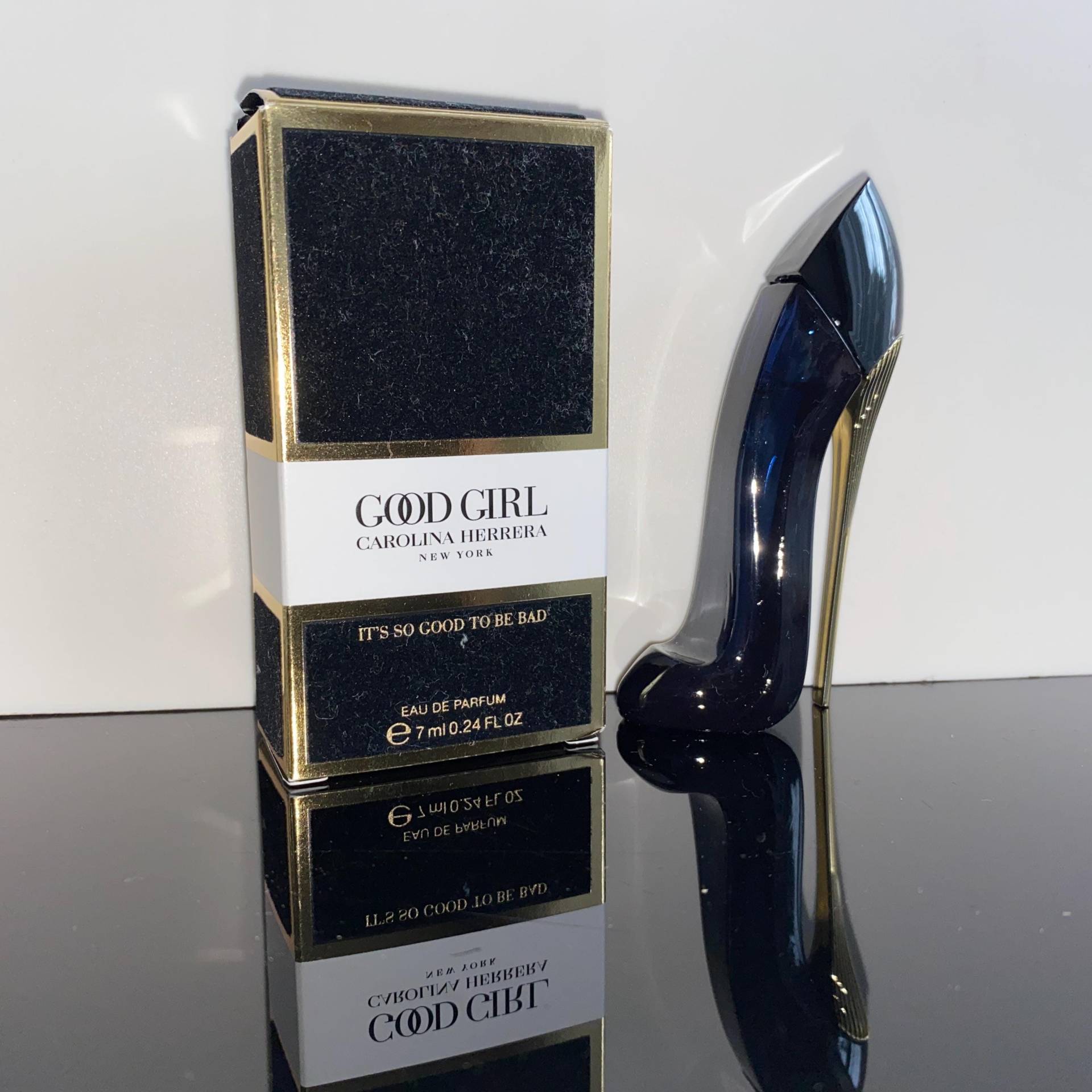 Good Girl - It's So Good To Be Bad Eau De Parfum 7 Ml Rar, Vintage Neu, Mit Schöner Samt Box Good Girl - It's So Good To Be Bad Eau De Parfum 7 Ml Rar, Vintage Neu, Mit Schöner Samt Box von miniperfumes