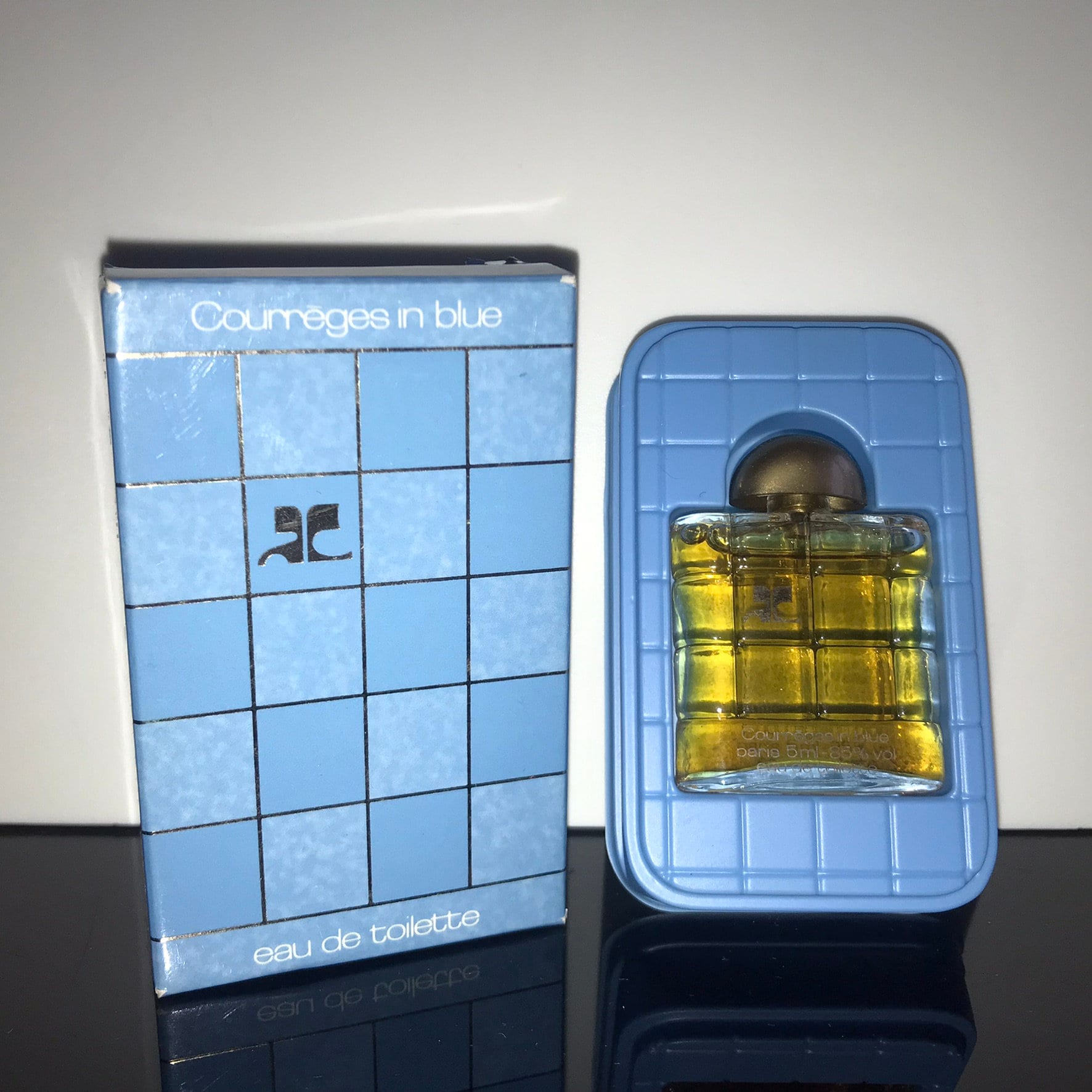 Courrèges in Blue Eau De Toilette 5 Ml Jahr 1999 - Rar, Vintage, Gift, Original von miniperfumes