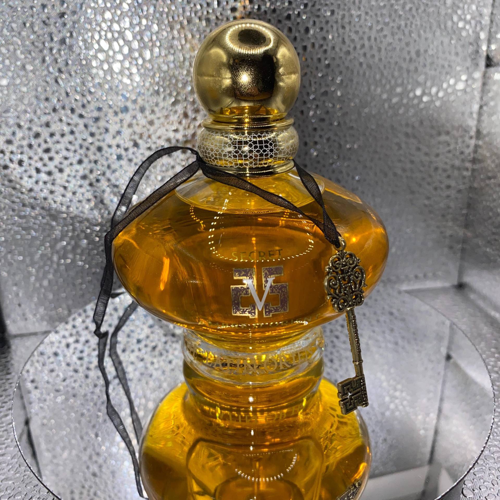 Eisenberg - The Latein Orientals Secret V Ambre D Orient Eau De Parfum 100 Ml Vintage, Luxus Weihnachtsgeschenk Für Frau Original Voll Rar Eisenberg - The Latein Orientals Secret V Ambre D Orient Eau De Parfum 100 Ml Vintage, Luxus Weihnachtsgeschenk Für Frau Original Voll Rar von miniperfumes
