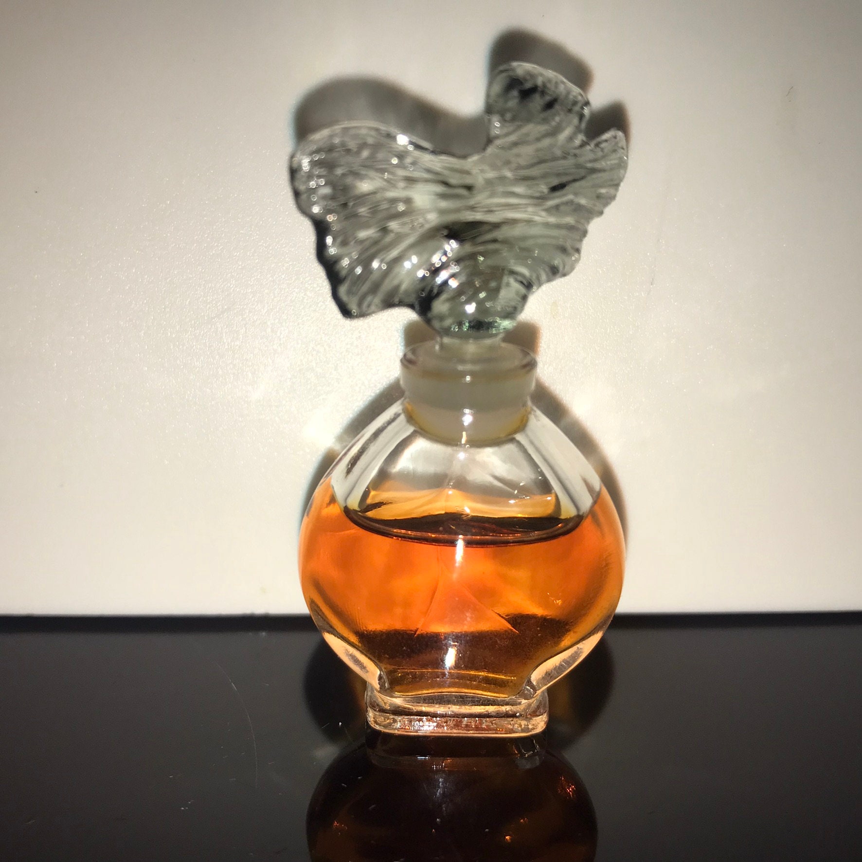 Guerlain Parure - Reines Parfum 3 Ml Vintage Glas Extrem Selten Must Have Für Sammler Guerlain Parure - Reines Parfum 3 Ml Vintage Glas Extrem Selten Must Have Für Sammler von miniperfumes