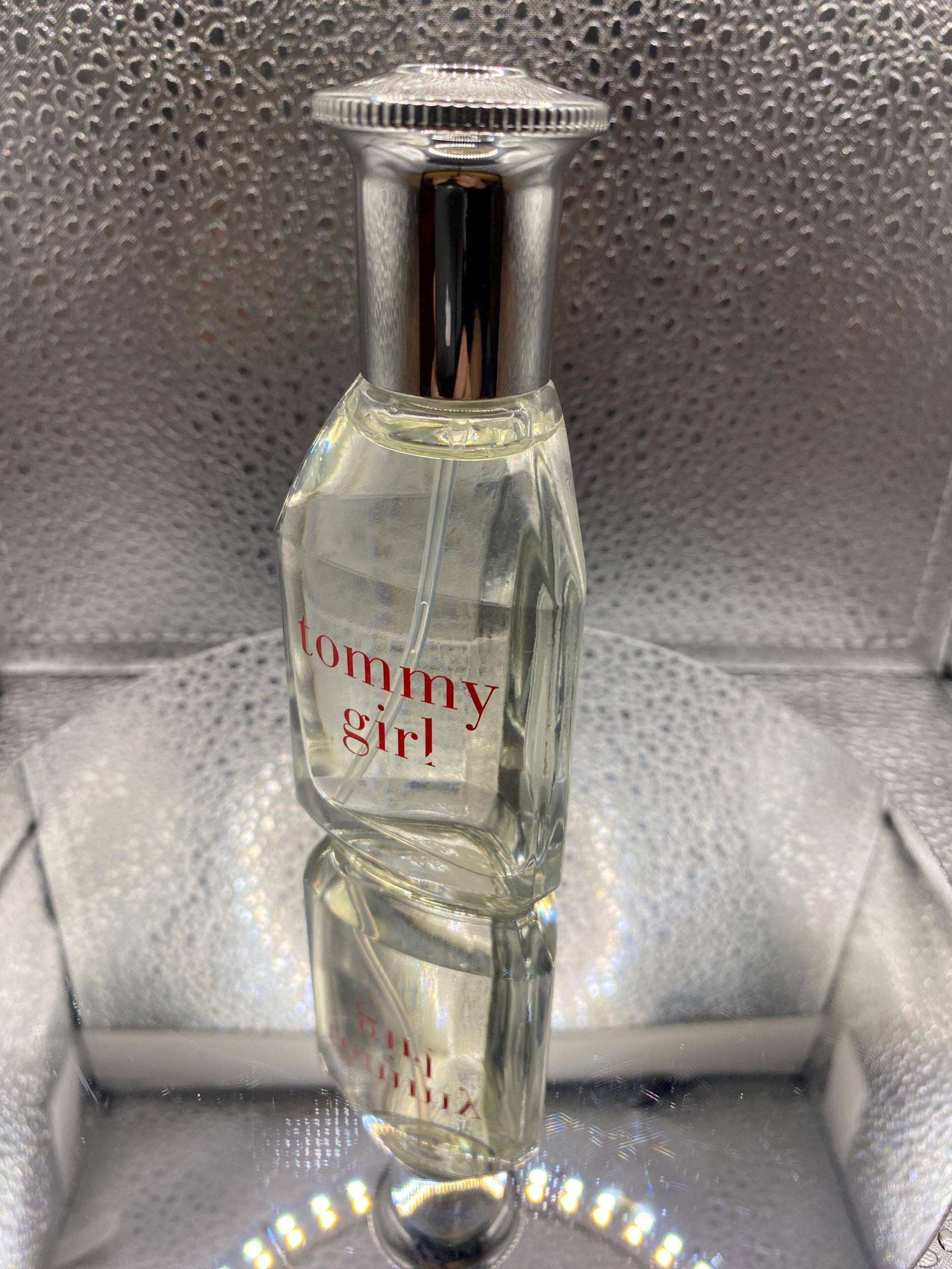 T O M Y. H I L F G E R Girl - 50 Ml Vintage, Rar T O M Y. H I L F G E R Girl - 50 Ml Vintage, Rar von miniperfumes