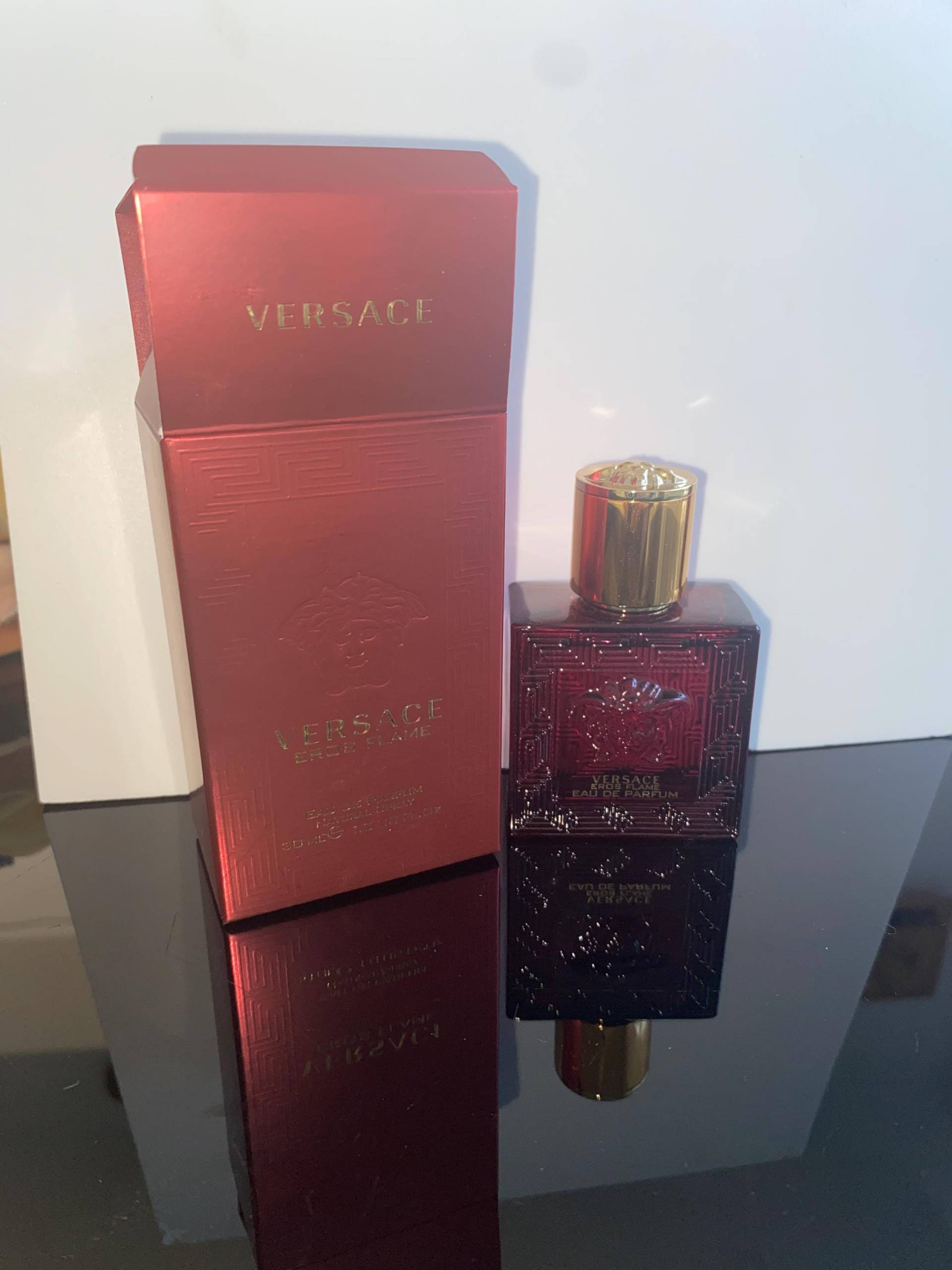 Eros Flame Eau De Parfum 30 Ml Sehr Gut Geeignet Als Geschenk Für Ihn Aus Meiner Eigenen Kollektion Original Must Have Mit Originalkarton Eros Flame Eau De Parfum 30 Ml Sehr Gut Geeignet Als Geschenk Für Ihn Aus Meiner Eigenen Kollektion Original Must Have Mit Originalkarton von miniperfumes