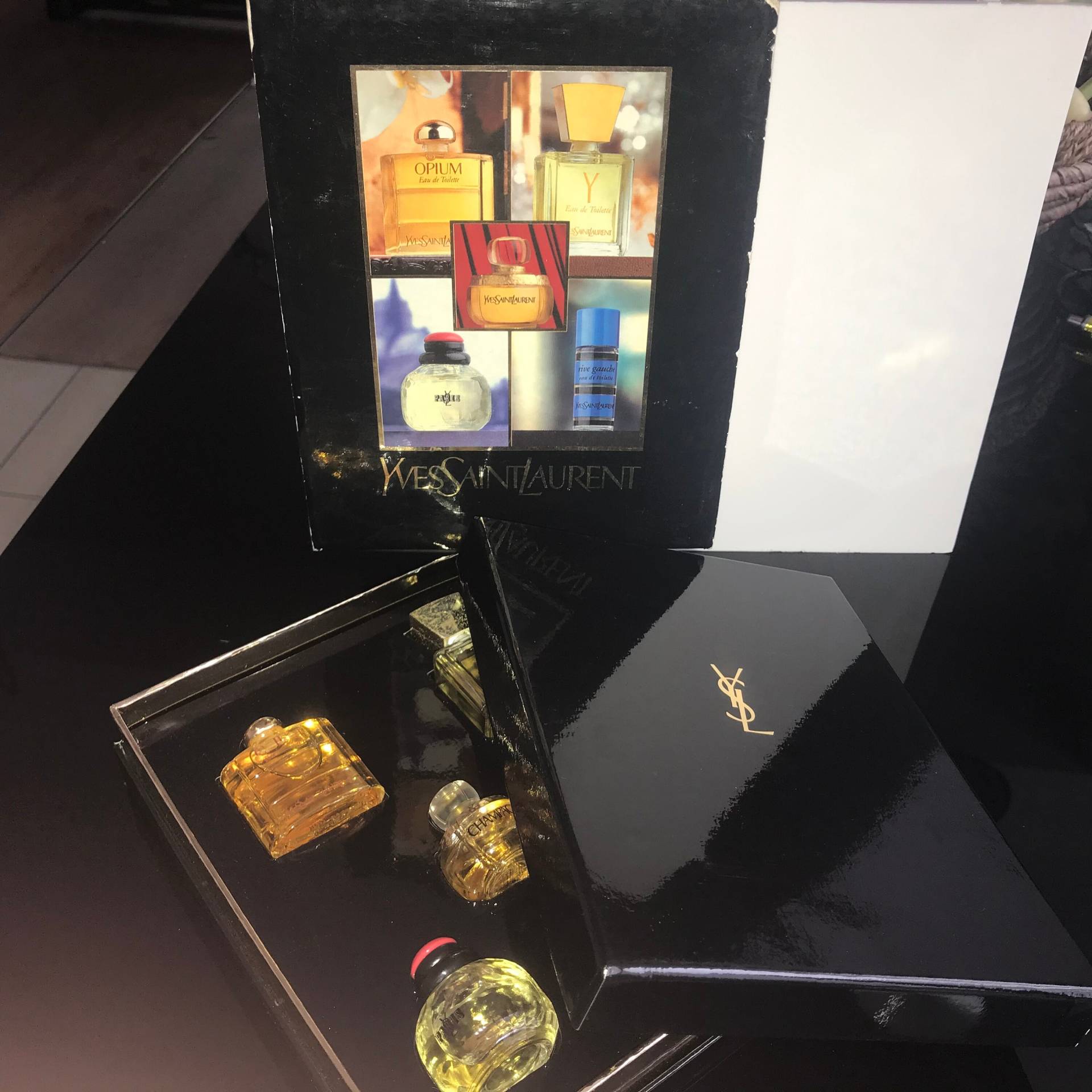 Yves Saint Laurent - Goldenes Geschenkset Limitierte Auflage Rarität, Vintage, Originalversion 29, 5 Ml von miniperfumes