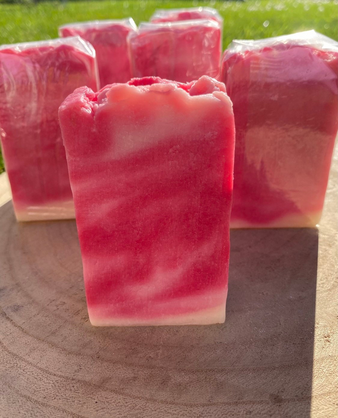 Handmade Oliveoil Wild Rose Soap 10x5, 5cm; Handgemachte Olivenöl Wildrosen Seife 10x5, 5cm von mizuh