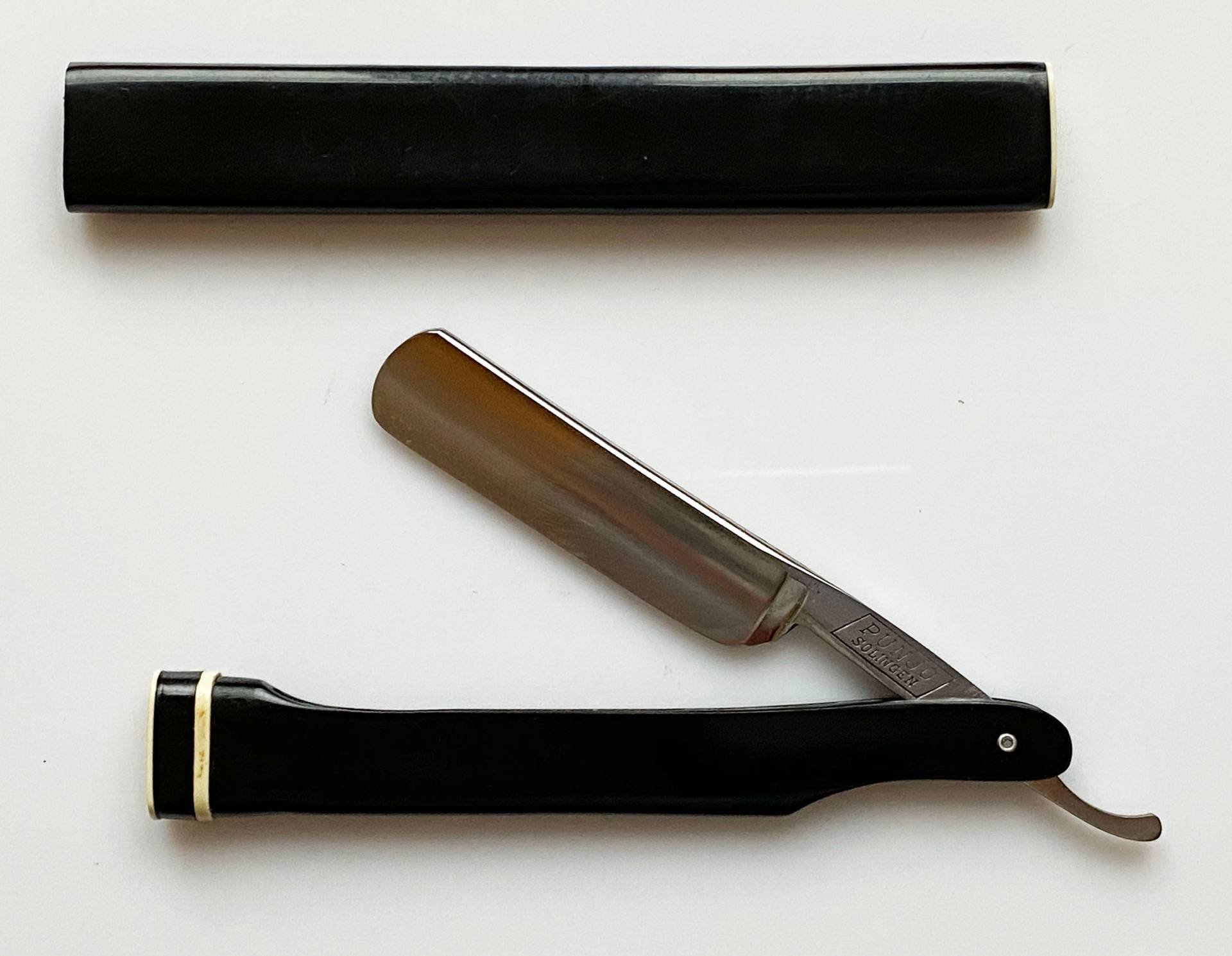 Altes Rasiermesser Solingen Punjo Im Original Kunststoff Case Altes Rasiermesser Solingen Punjo Im Original Kunststoff Case von mlovesvintage