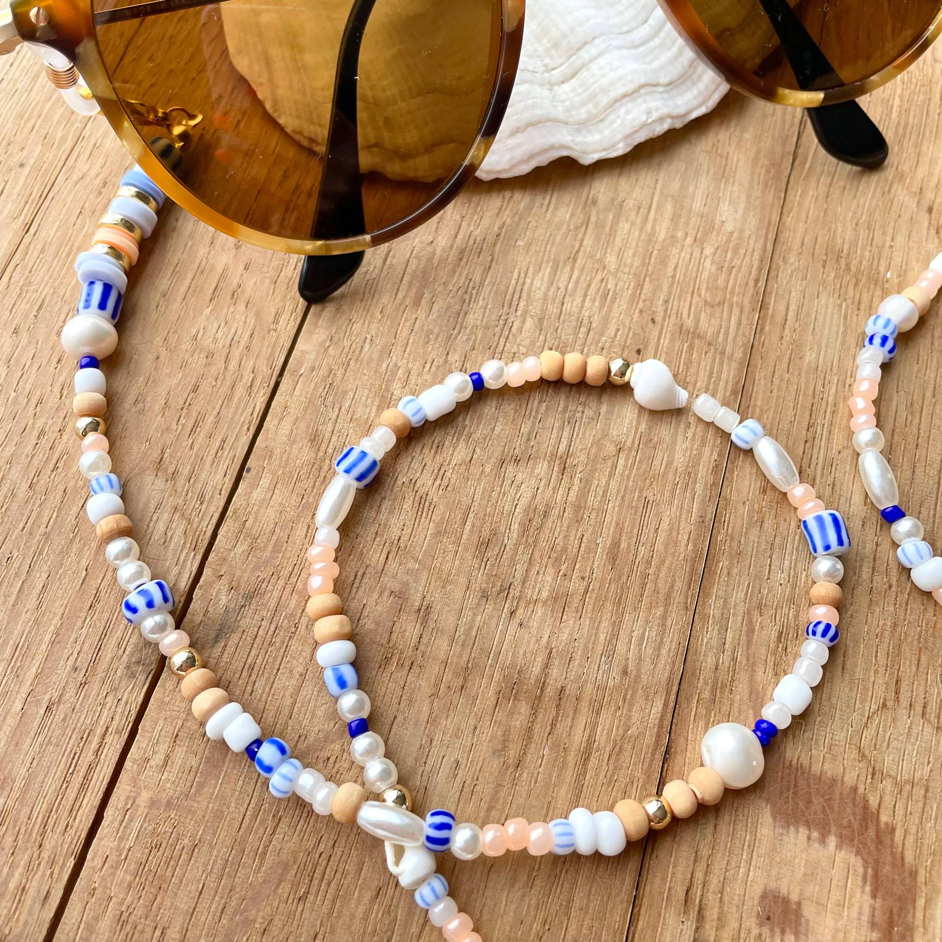 Mediterranean Style Sunglass Chain Accessoires Mask Holder For Glasses Shells Freshwater Pearls Strap Gift Idea Mediterranean Style Sunglass Chain Accessoires Mask Holder For Glasses Shells Freshwater Pearls Strap Gift Idea von muymar