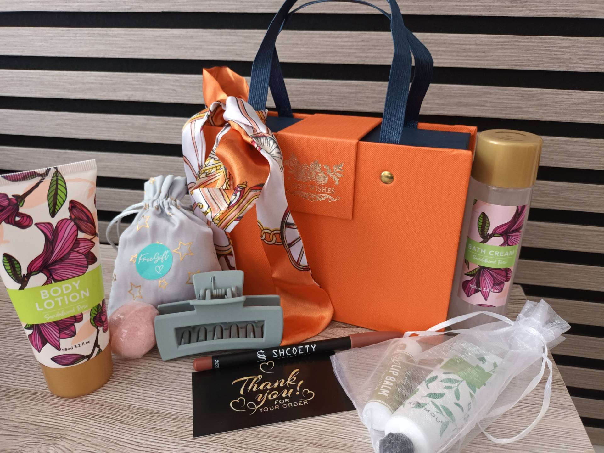 Wellness Set, Kosmetik Beauty Box, Geschenkbox, Geschenk Für Frauen, Jeden Anlass, Glossybox Wellness Set, Kosmetik Beauty Box, Geschenkbox, Geschenk Für Frauen, Jeden Anlass, Glossybox von mybeautyshopbox