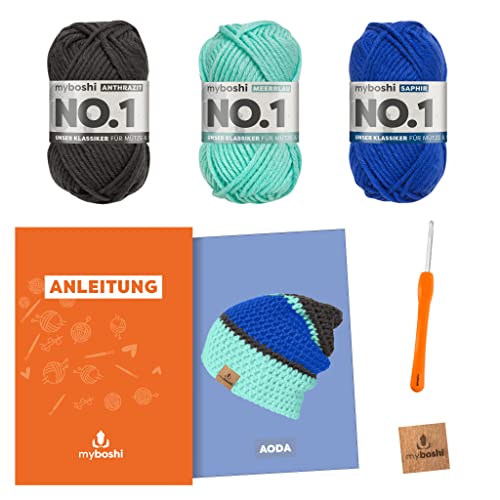 myboshi Häkelset Kinderbeanie Aoda, inkl. No.1 Wolle, Nadel und Anleitung, original Label, Häkelpaket, 30% Merinowolle Grau, Blau, mit Häkelnadel myboshi Häkelset Kinderbeanie Aoda, inkl. No.1 Wolle, Nadel und Anleitung, original Label, Häkelpaket, 30% Merinowolle Grau, Blau, mit Häkelnadel von myboshi