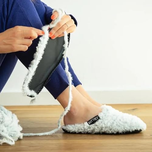 myboshi Häkelset Pantoffellino Tadano, für Anfänger, Botties Sohlen-Set, Fellino Wolle, Häkelnadel, Anleitung und Label, 100% Polyester, Hellblau Größe M (39/40) von myboshi