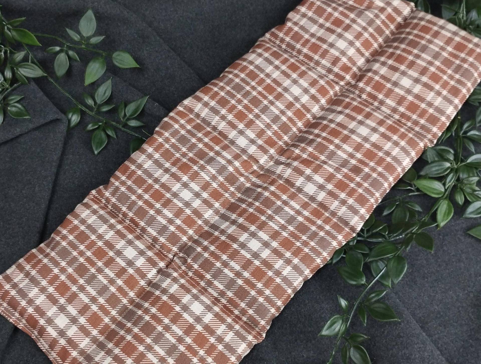 Körnerkissen 1000G - 50x20cm Und Wahlweise Mit Lavendel Braunes Karomuster Körnerkissen 1000G - 50x20cm Und Wahlweise Mit Lavendel Braunes Karomuster von nadelundholz