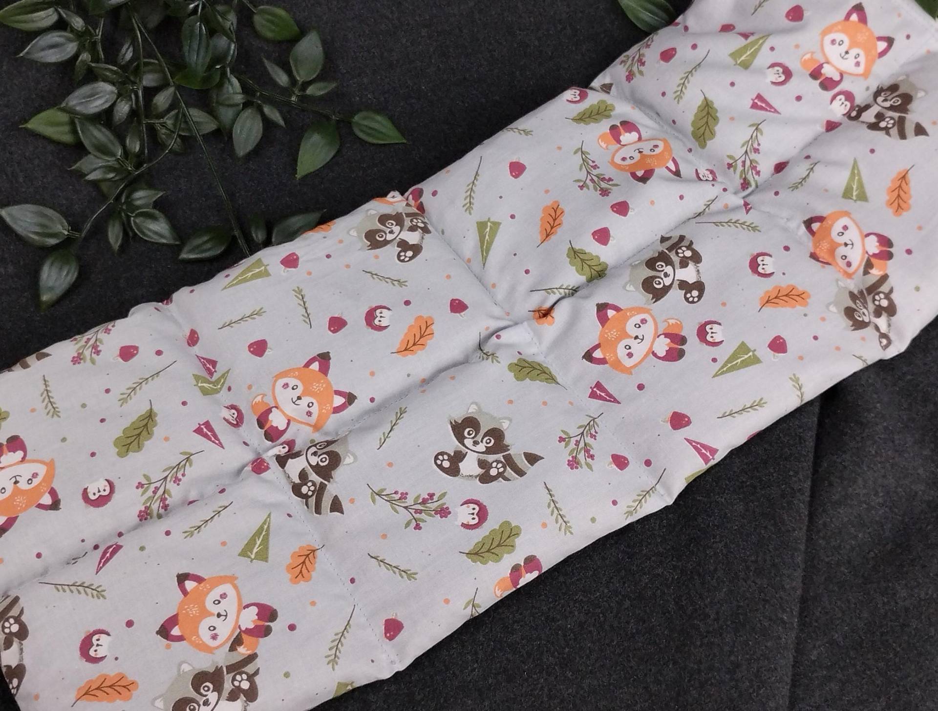 Körnerkissen in 3 Größen - 25x20 Bis 75x20cm Und Wahlweise Mit Lavendel Fuchs Waschbärmotiv Grau/Blau Körnerkissen in 3 Größen - 25x20 Bis 75x20cm Und Wahlweise Mit Lavendel Fuchs Waschbärmotiv Grau/Blau von nadelundholz