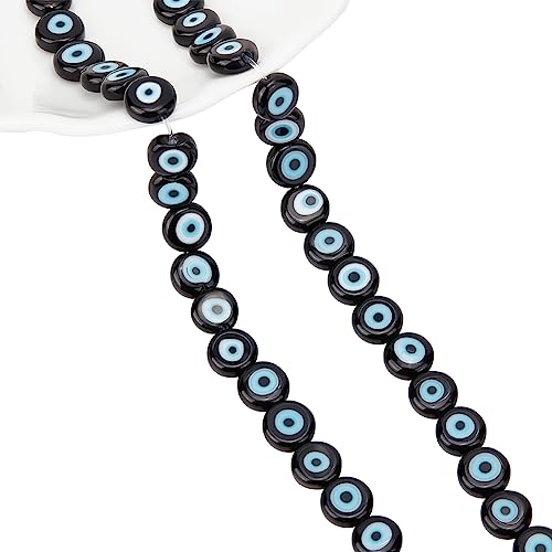 NBEADS 1 Strang Über 49 Stück Auge Lampwork Perlen, 8mm Flache Runde Türkische Auge Charms Handgemachte Spacer Perlen Für Armbänder Halskette Schmuck Machen, Schwarz von nbeads