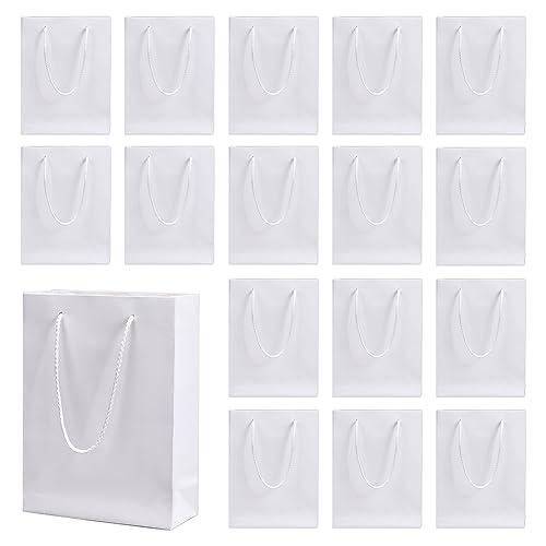 nbeads 20 STK. Weiße Kraftpapier-Taschen, Einkaufstaschen Papier Geschenktüten mit Nylonschnur Griffe Recycelbare Papiertüten für Süßigkeiten für Geburtstag Hochzeit Tee Party Feiern, 15x6x20cm von nbeads