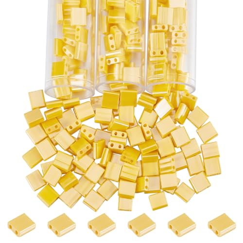 NBEADS 240 Stück Goldfarbene Tila-Perlen, 2-Loch-Glasperlen Rechteckige Miniperlen Flache Japanische Glasperlen Lose Abstandsperlen Für Armbänder Ohrringe Schmuckherstellung, 5x5mm NBEADS 240 Stück Goldfarbene Tila-Perlen, 2-Loch-Glasperlen Rechteckige Miniperlen Flache Japanische Glasperlen Lose Abstandsperlen Für Armbänder Ohrringe Schmuckherstellung, 5x5mm von nbeads
