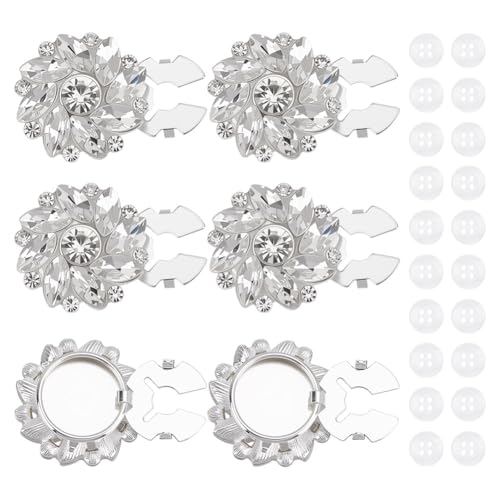 NBEADS 4 Stk. Strass-Knopfabdeckungen, BLUMENNn Dekorative Knopf Klammern mit 20 Stück 11mm 4 Löcher Nähknöpfe für Nähen DIY Craft Supplies und Embellishments, Silber NBEADS 4 Stk. Strass-Knopfabdeckungen, BLUMENNn Dekorative Knopf Klammern mit 20 Stück 11mm 4 Löcher Nähknöpfe für Nähen DIY Craft Supplies und Embellishments, Silber von nbeads
