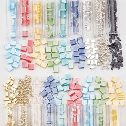 nbeads Tila-Perlen in 3 Größen, 790 Stück, 10 Farben, 2 Löcher, Glasperlen, mit 300 runden Perlen, 5 x 5 mm/5 x 2 mm/5 x 1 mm, für die Herstellung von Armbändern, Halsketten, Ohrringen, Schmuck nbeads Tila-Perlen in 3 Größen, 790 Stück, 10 Farben, 2 Löcher, Glasperlen, mit 300 runden Perlen, 5 x 5 mm/5 x 2 mm/5 x 1 mm, für die Herstellung von Armbändern, Halsketten, Ohrringen, Schmuck von nbeads
