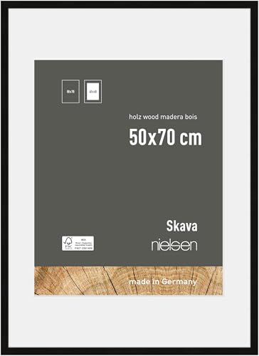nielsen Bilderrahmen mit Passepartout, 50 x 70 cm, Holz, Schwarz, Posterrahmen zum Aufhängen im Hoch- & Querformat, Echtglas, Skava nielsen Bilderrahmen mit Passepartout, 50 x 70 cm, Holz, Schwarz, Posterrahmen zum Aufhängen im Hoch- & Querformat, Echtglas, Skava von nielsen