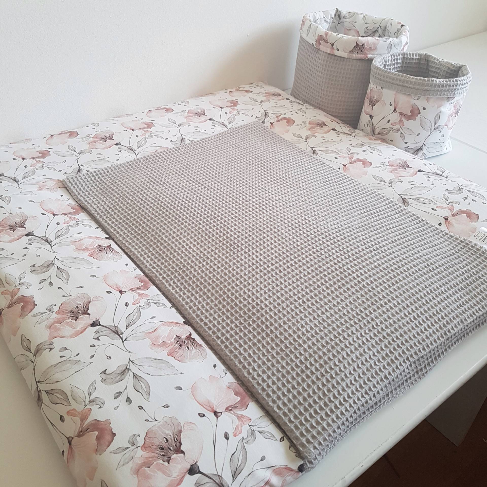 Wickelauflage Wunschmaß Wickelunterlage Wickelauflegenbezug Waffelpique Frottee Wickelauflage Wunschmaß Wickelunterlage Wickelauflegenbezug Waffelpique Frottee von pankinbed