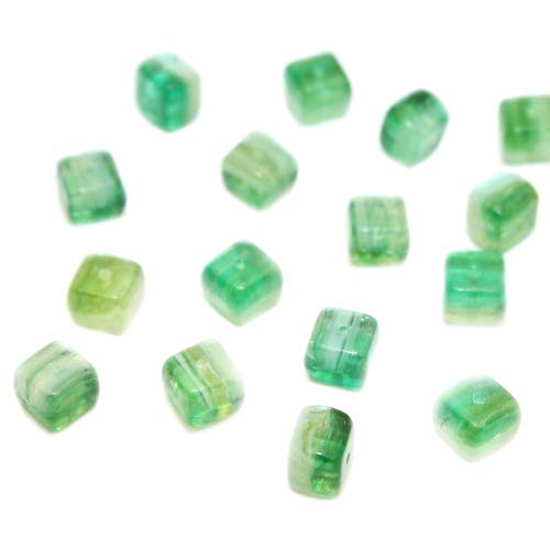 Glasperle Quadrat grün Mix 7,5x6mm (15155) 20Stk. von perlenundmehr