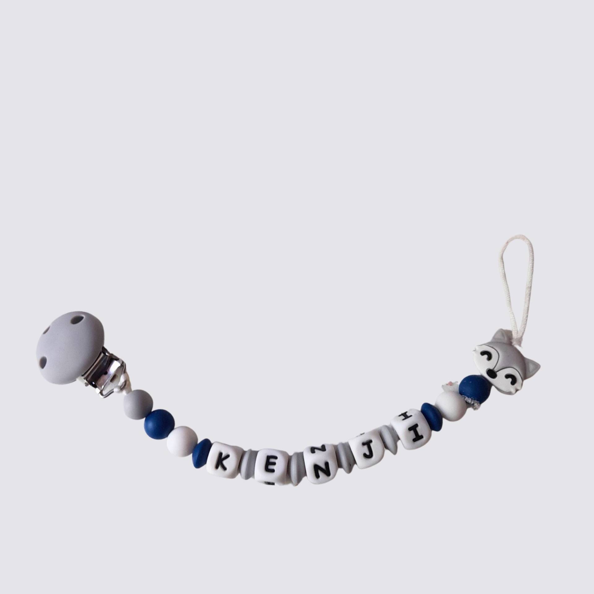 Personalisierter Schnullerclip Fuchs, Originelles Geburtsgeschenk, Graue Weiße Und Blaue Perlen, Fuchsperle, Buchstaben Personalisierter Schnullerclip Fuchs, Originelles Geburtsgeschenk, Graue Weiße Und Blaue Perlen, Fuchsperle, Buchstaben von planetebebe