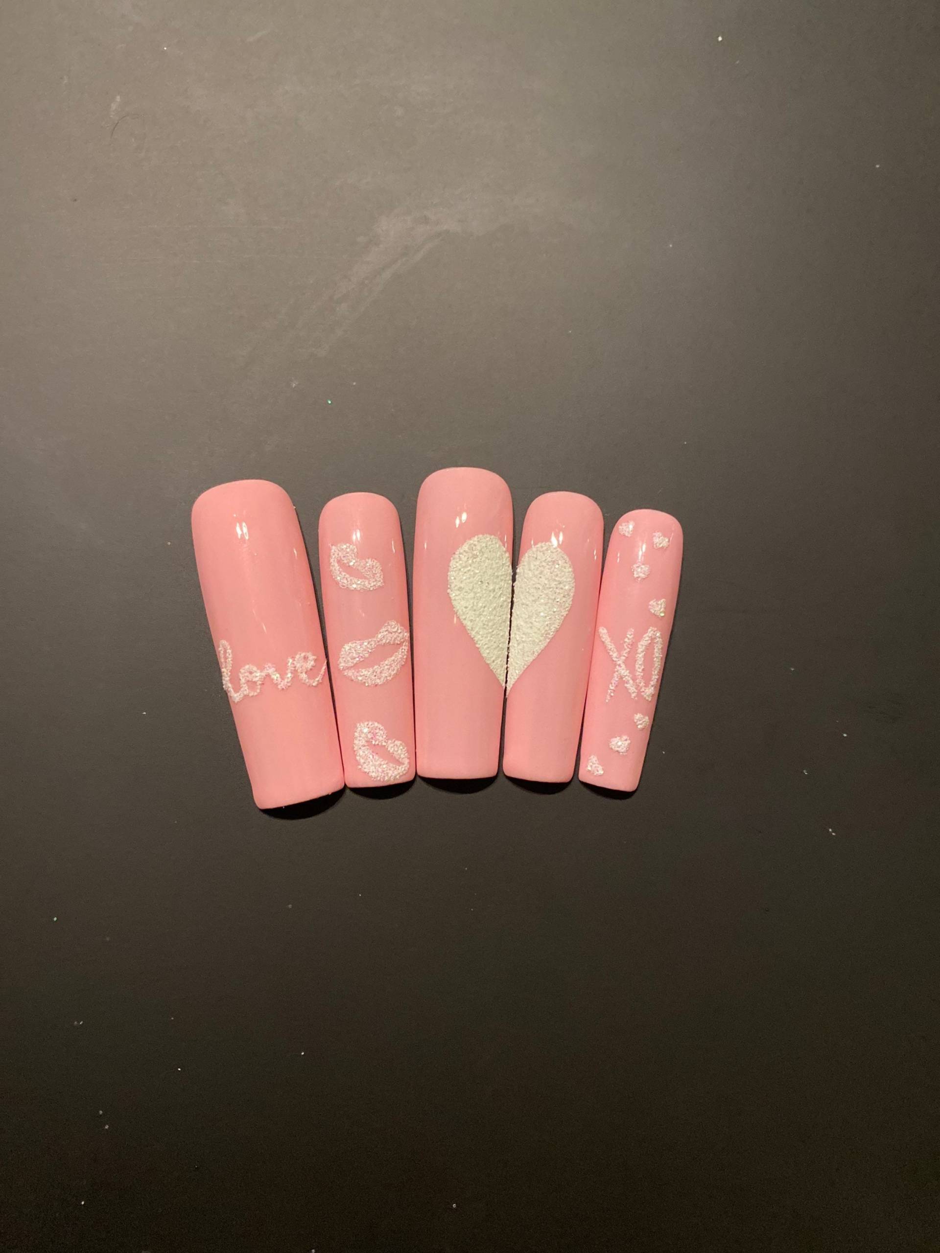 Hellrosa Sugar Glitter Valentinstag Druck Auf Nägel Mit Lippen + Xo Herz Liebe 10-20 Inklusive von pureessencenails