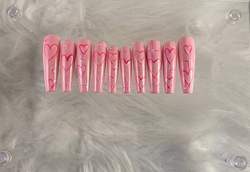 Pink Heart Press On Nails Valentinstag Nägel von pureessencenails