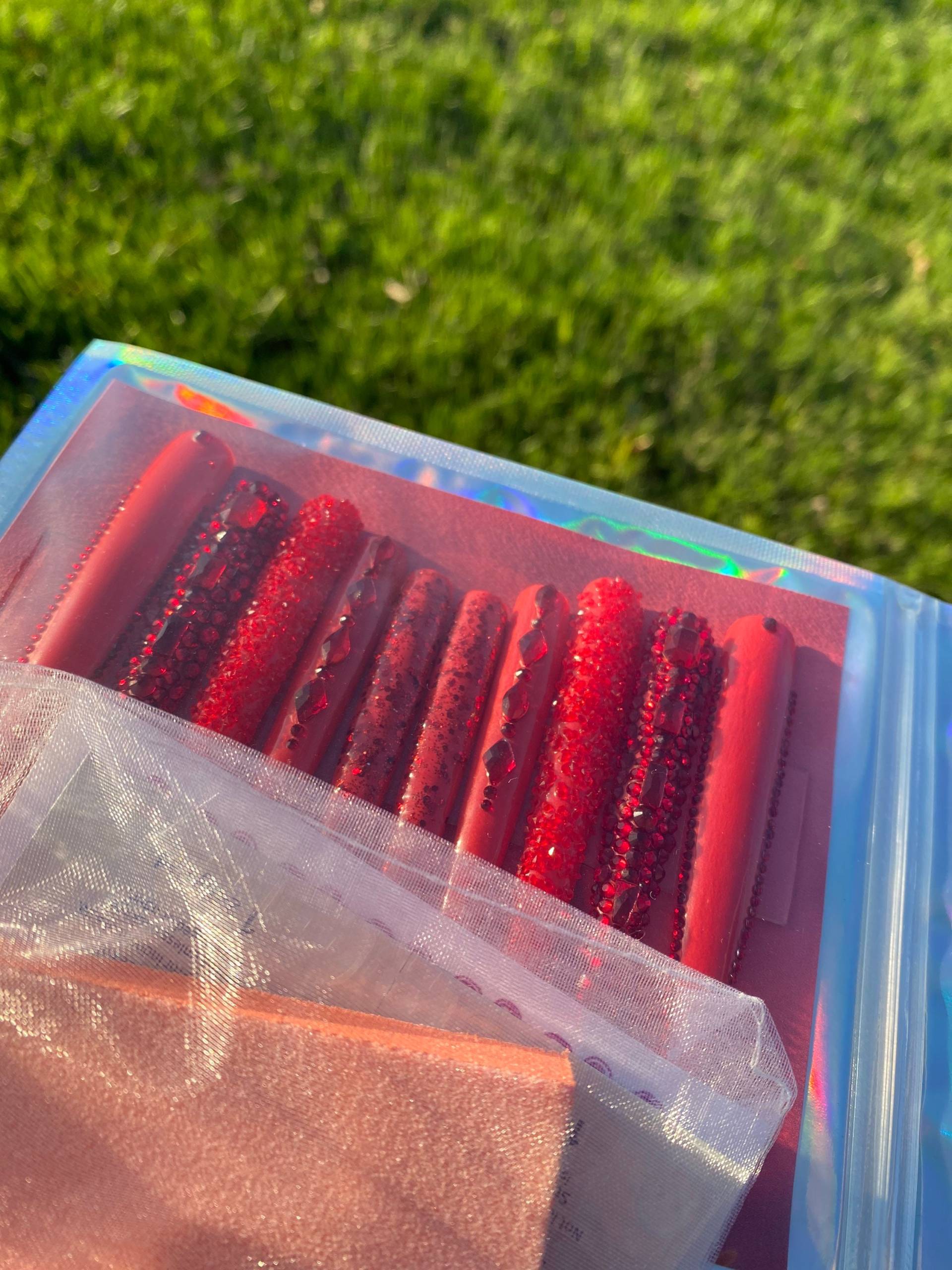 Rote Xxxl Druck Auf Nägel Rote Xxxl Druck Auf Nägel von pureessencenails