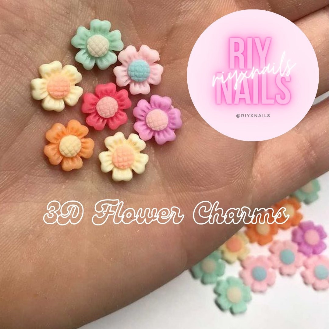 3D Niedliche Blumen Nailart Charms Riynails von riynails