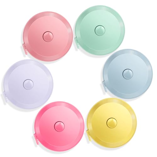 6 Stück Einziehbares Maßband Körper150CM Massband Körper Schneidermaßband Measuring Tape zum Messen von Länge, Brust, Taille usw, für Körpermaße zum Nähen von Schneidern, Basteltuch, 6 Farben 6 Stück Einziehbares Maßband Körper150CM Massband Körper Schneidermaßband Measuring Tape zum Messen von Länge, Brust, Taille usw, für Körpermaße zum Nähen von Schneidern, Basteltuch, 6 Farben von salbsever