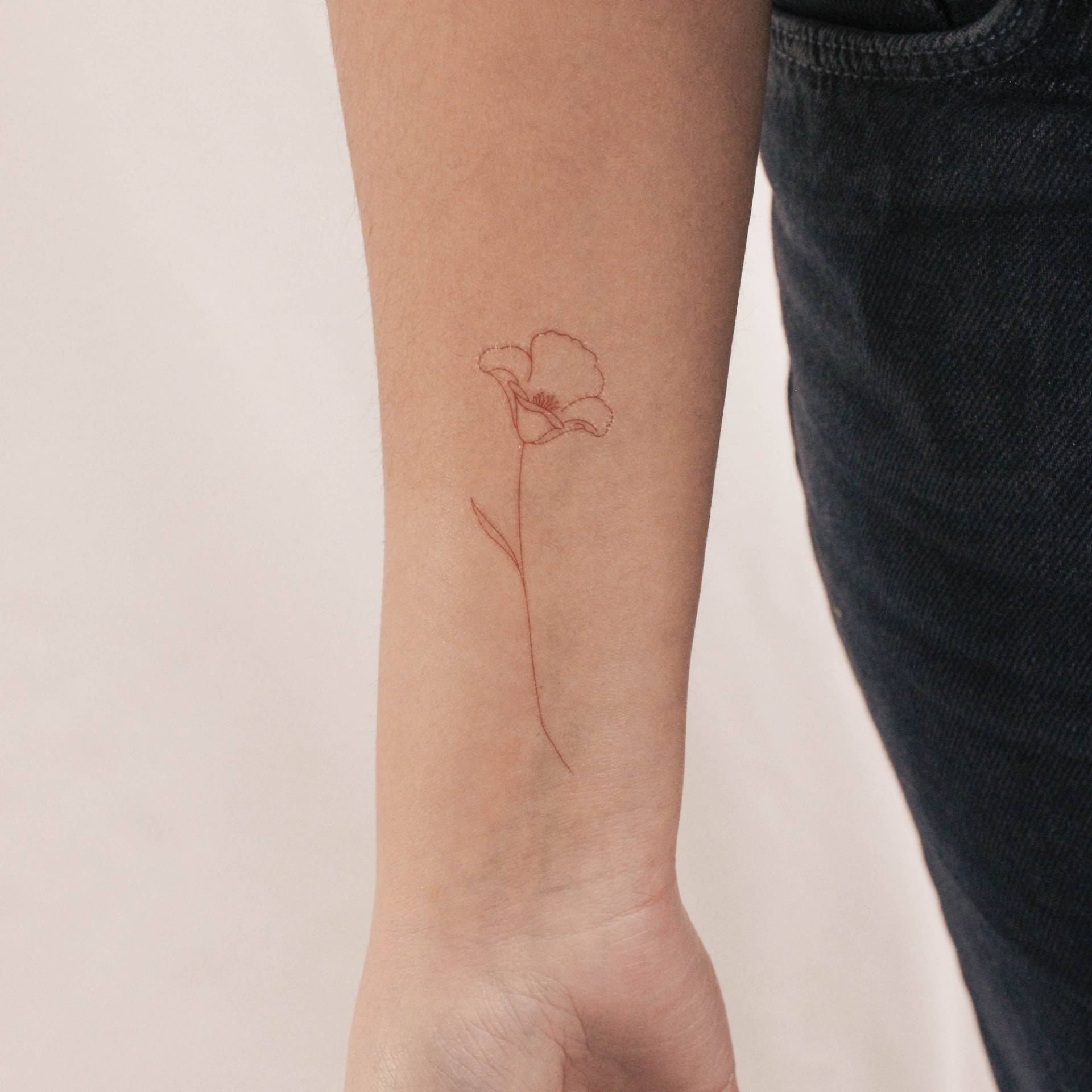 Fine Line Rote Mohn Temporäre Tattoo By Jakenowicz | 3Er Set von smalltattoos