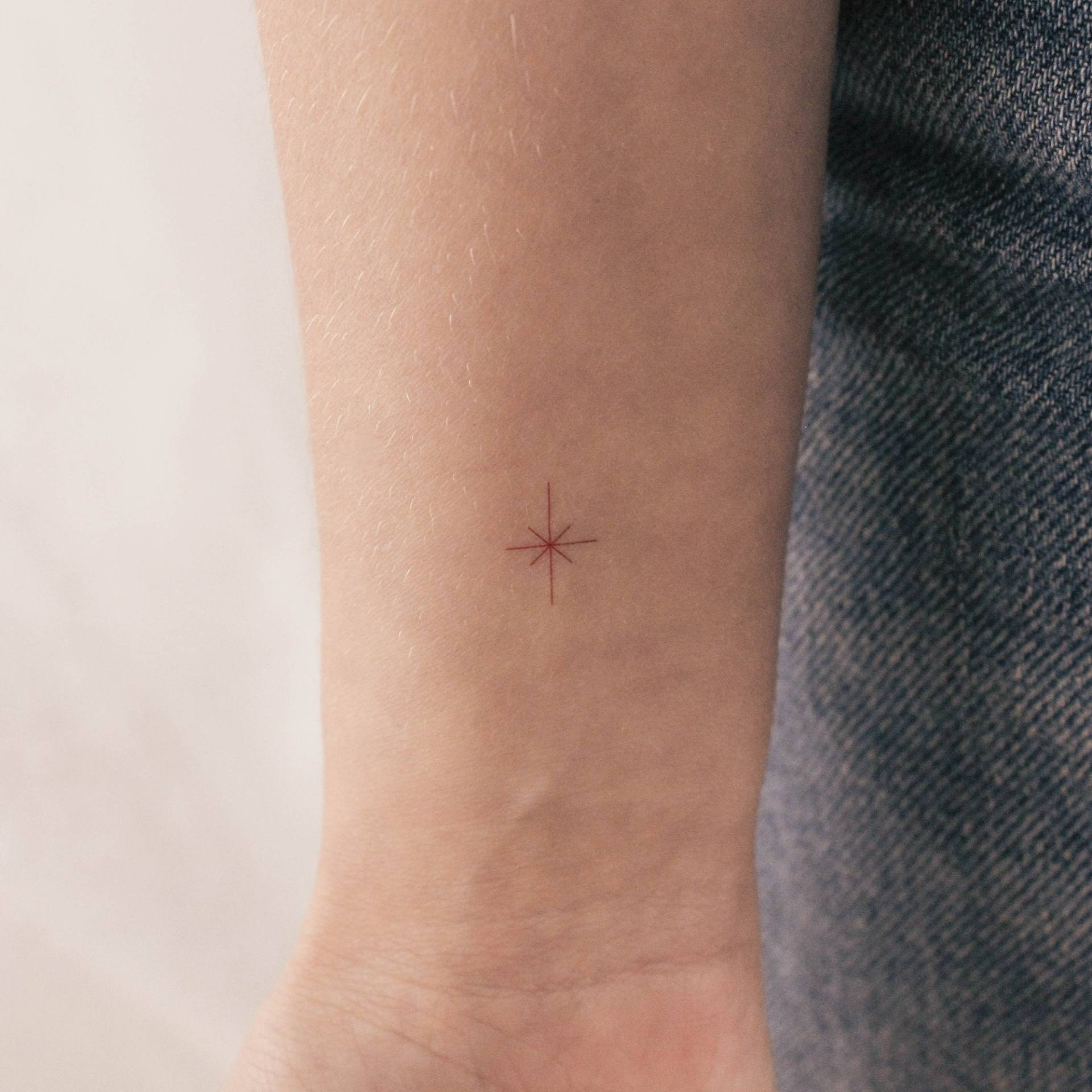 Roter Nordstern Temporäres Tattoo Von Jakenowicz | 3Er Set von smalltattoos
