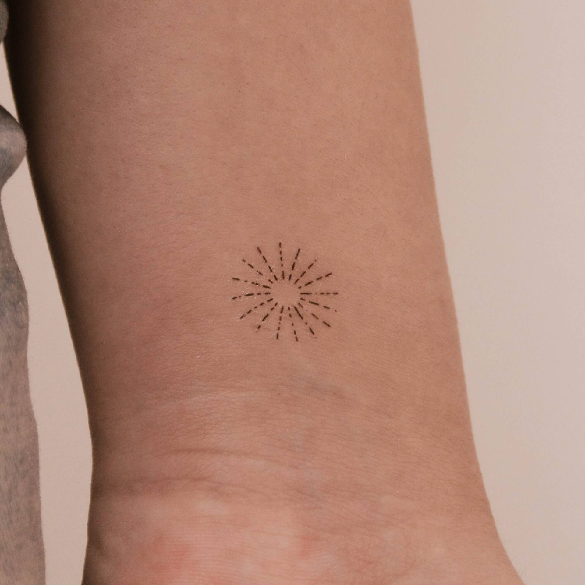 Solar Sparkle Temporäres Tattoo Von Jakenowicz | 3Er Set von smalltattoos
