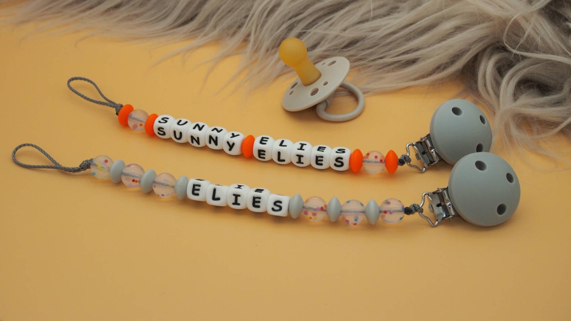 Schnullerkette "Bunt" - Individuell, Einzigartig, Mit Liebe Gemacht Schnullerkette "Bunt" - Individuell, Einzigartig, Mit Liebe Gemacht von sunrosShop